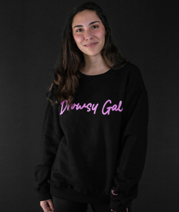 DROWSY GAL PULLOVER